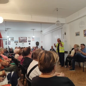 67995b57-f03f-4bc9-be7b-6c354f842b0e